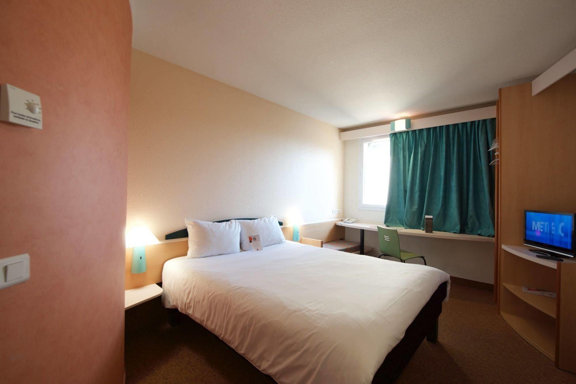 ไอบิส อัลบี Hotel ภายนอก รูปภาพ